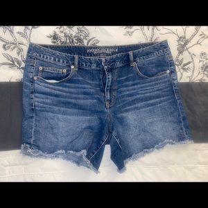 American Eagle Boy Midi Shorts